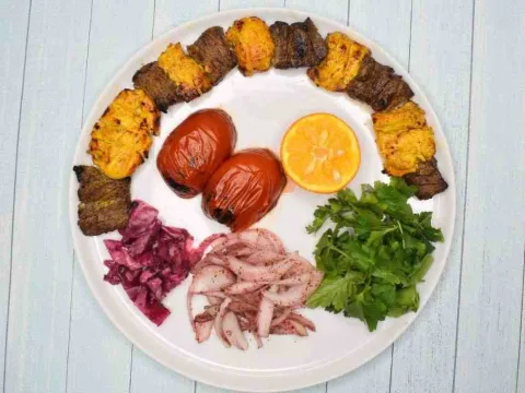 تصویر ۲ از کافه رستوران ریوو