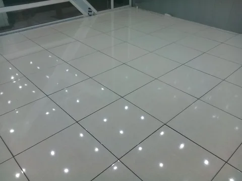 کف کاذب اتاق سرور