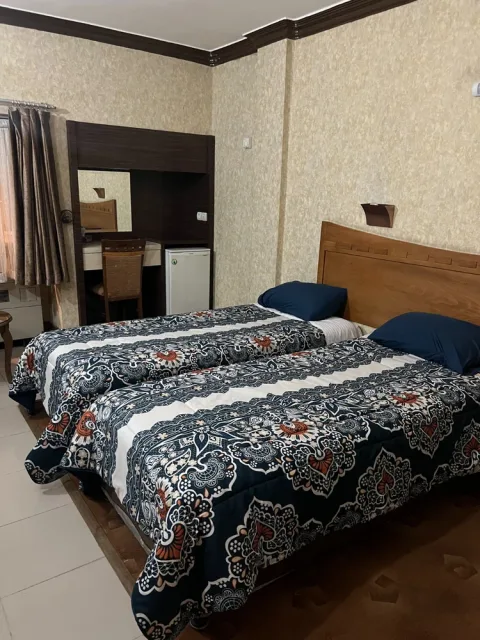 اتاق دو تخته توئین (اقامت با صبحانه)